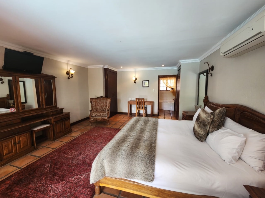 Commercial Property for Sale in Cashan North West